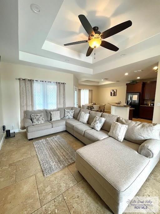 Photo - 23 U.T.B. Ln