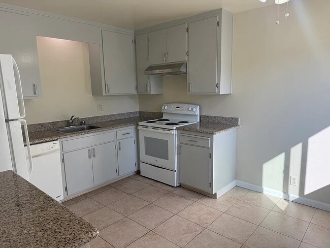 10366 Greenwood Ct