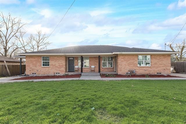913 Live Oak St