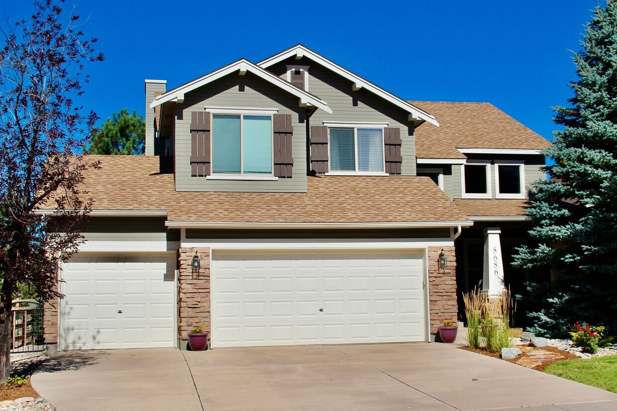Stunning 4-Bedroom Home with Loft and Fini... - Stunning 4-Bedroom Home with Loft and Fini...