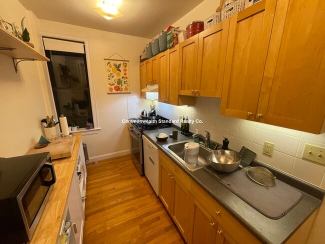 Photo - 1340 Commonwealth Ave Unit 15