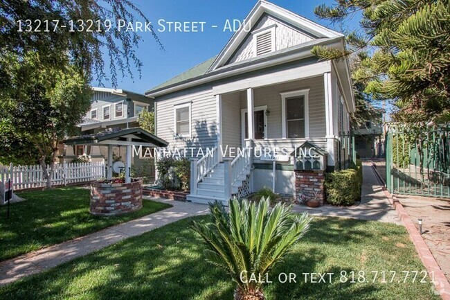 Building Photo - 1 BEDROOM - WHITTIER HISTORIC DISTRICT Unit ADU Rental