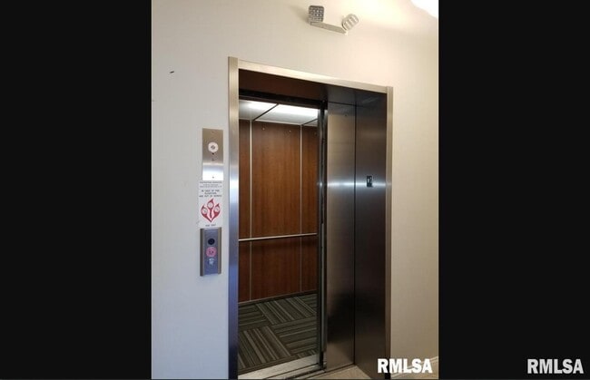 Photo - 1534 River Dr