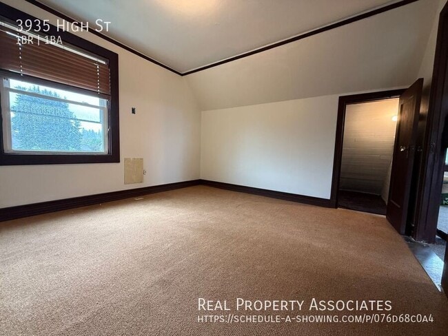 Photo - 3935 High St