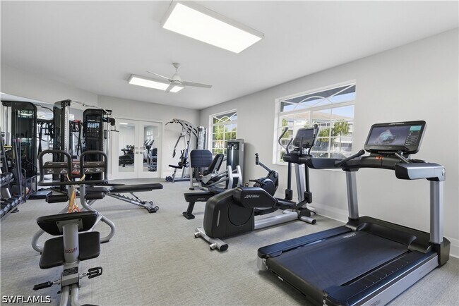 Photo - 7687 Pebble Creek Cir Unidad 301