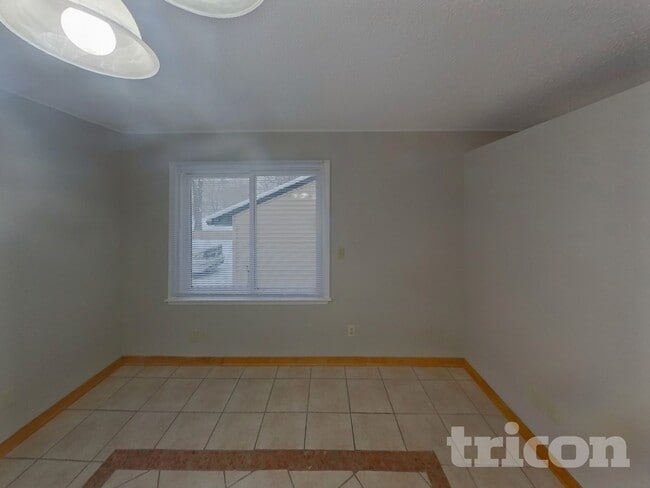 Photo - 2605 Eastman Dr