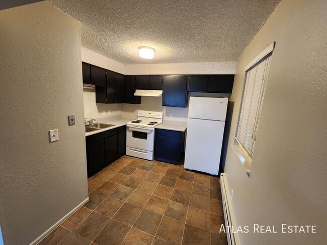 Building Photo - 1931 11th Ave Unit 201 Rental