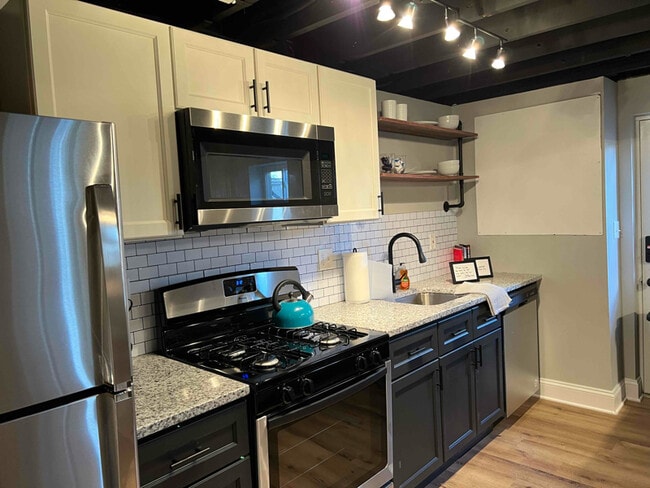 Building Photo - 3111 Liberty Pkwy Rental