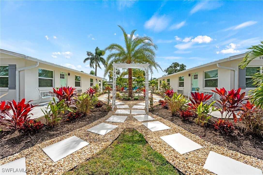 Photo - 1100 Highlands Dr