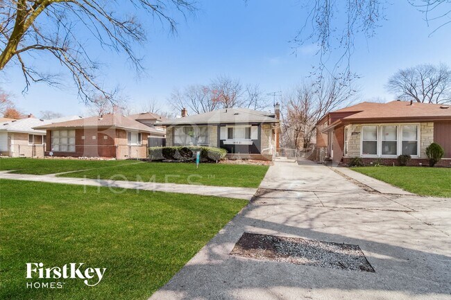 Photo - 14621 Dorchester Ave