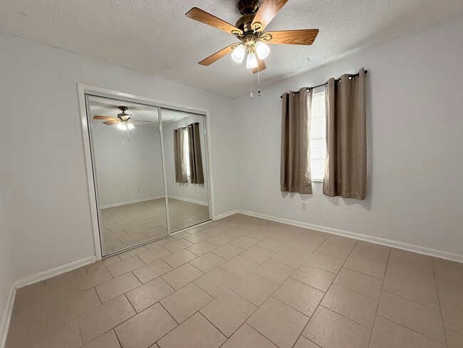 Photo - 3642 Rosewood St