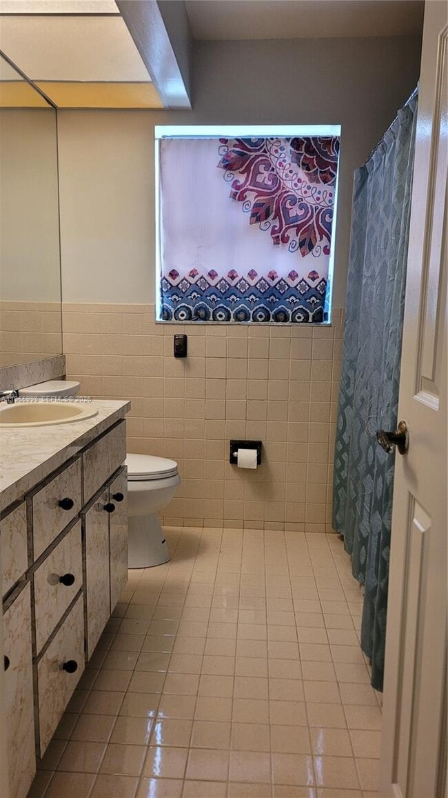 Photo - 114 Sevilla Ave