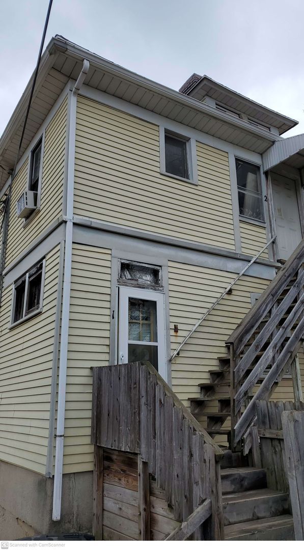 1612-1614 Huffman Ave - 1612-1614 Huffman Ave Apartamento Unidad 1614-1 (lower rear)