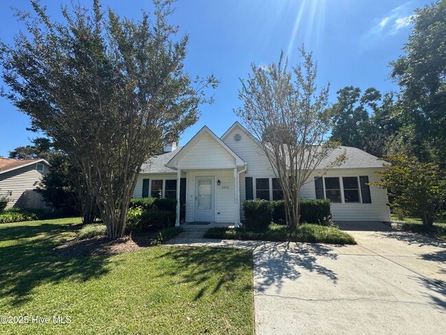 Photo - 3212 Galway Rd