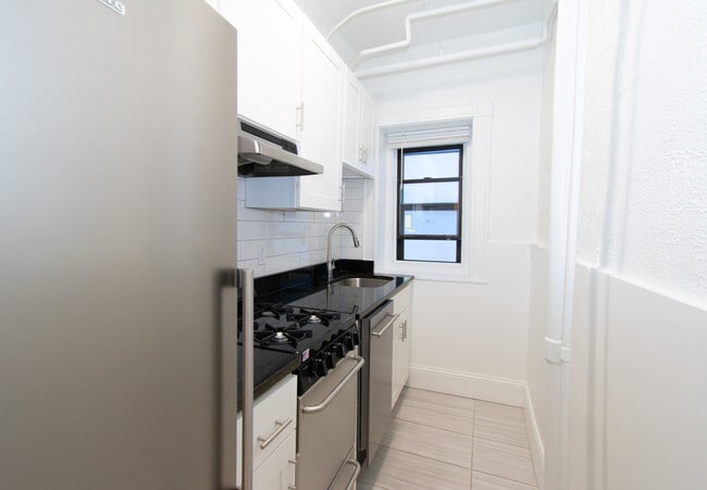 Photo - 91 Westland Ave Unidad 228