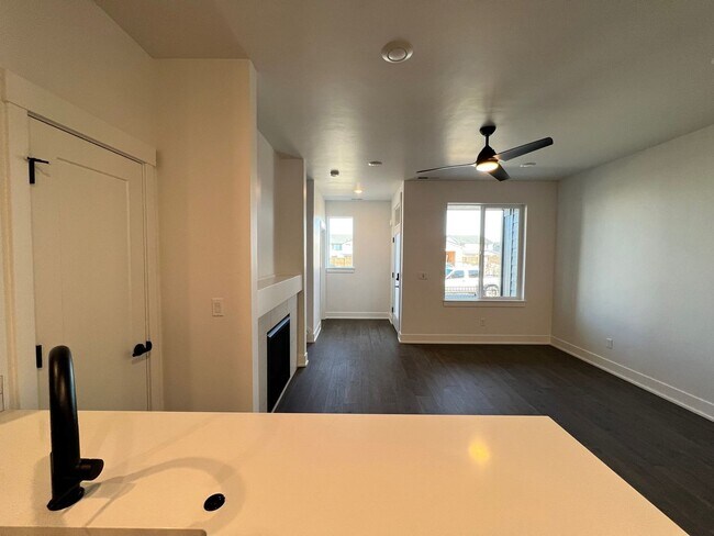 Photo - Petrosa 3 Bedroom Townhome