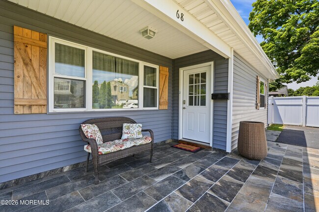 68 Berry Pl