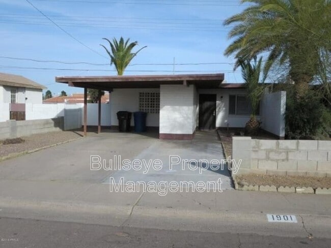 Photo - 1901 S Farmer Ave