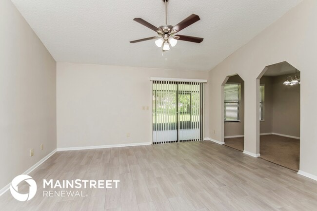 Photo - 1388 Tilberg Ave NW