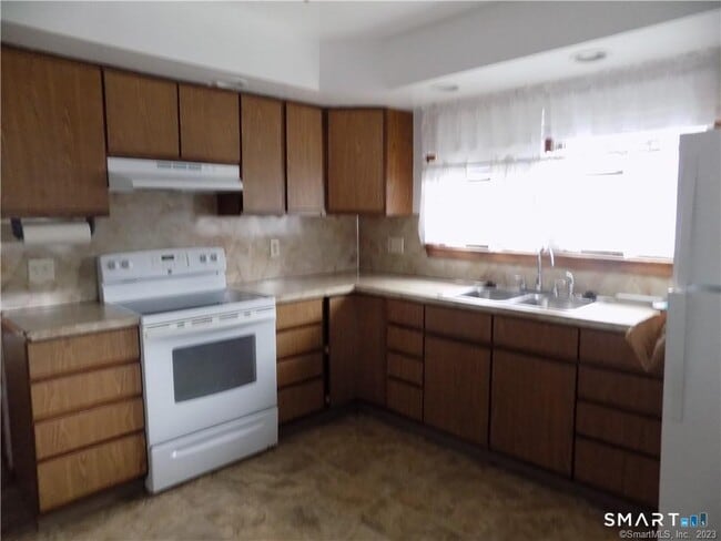 Photo - 23 Alder St Unit 2