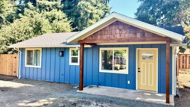 Building Photo - 311 Alva Park Dr