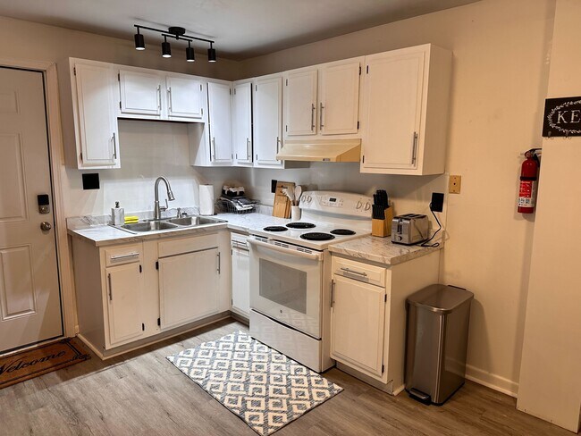 147 State St Unit 2
