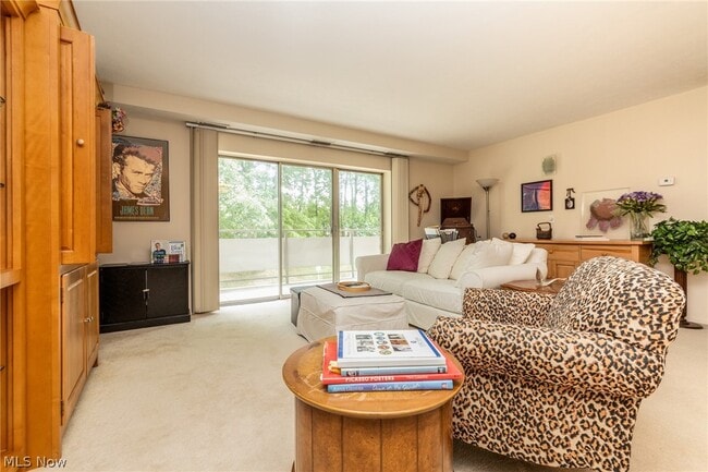 Photo - 2112 Acacia Park Dr Unidad 220