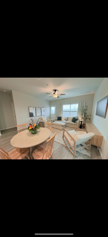 Photo - 518 Pleasanton Way