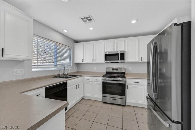 Photo - 340 Silverado Pines Ave