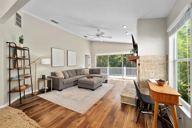 Photo - 506 Oceanview Ave