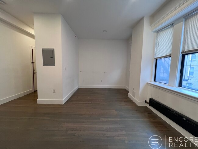 Photo - 11 Queensberry St Unit 3