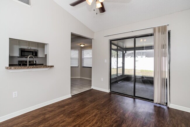 Photo - 2683 Black Oak Ln