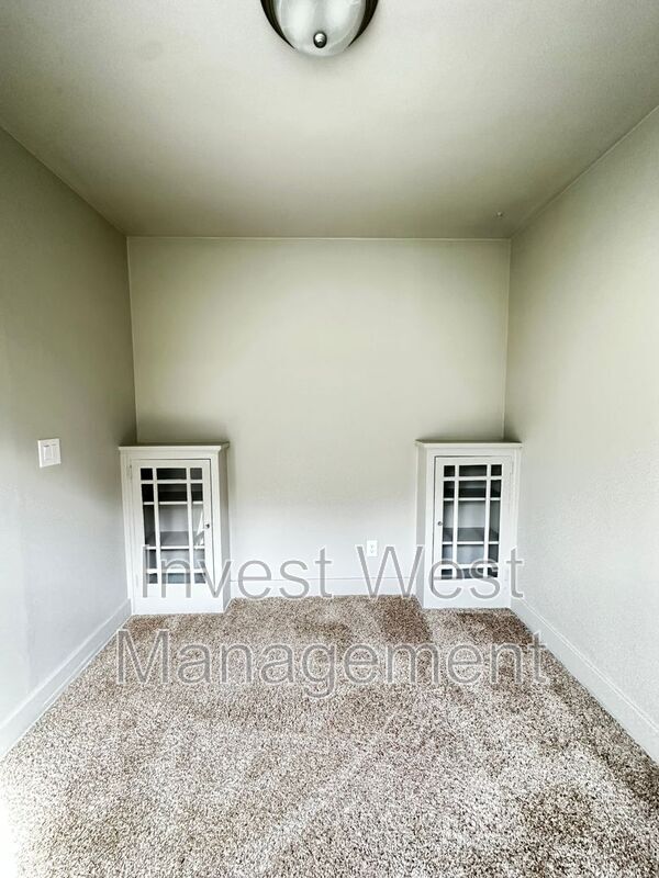 Photo - 615 NE 6th Ave Unit 5