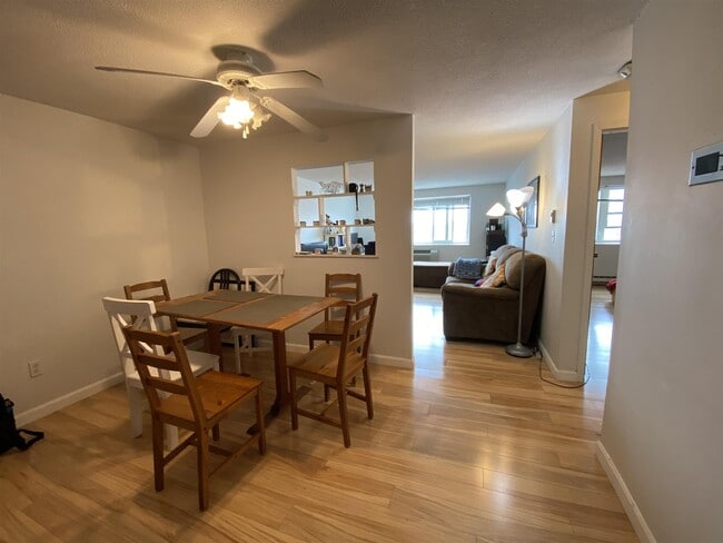 Photo - 94 Beacon St Unit 35