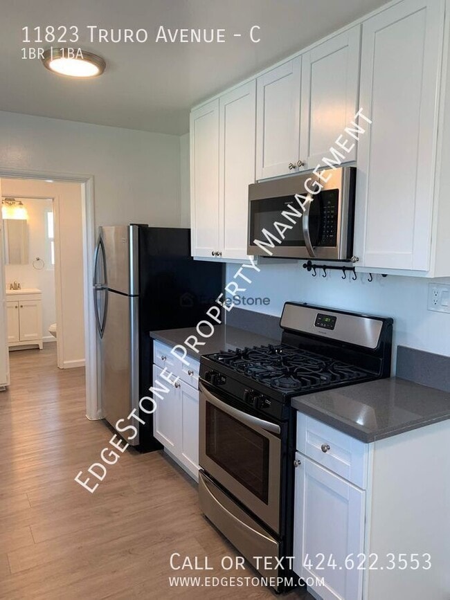 Building Photo - 11823 Truro Ave Unit C