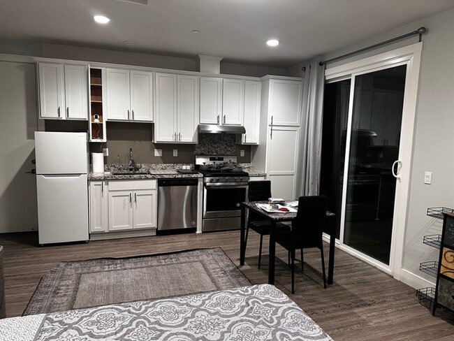 Photo - 273 Copperleaf Ln