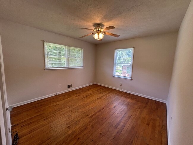 Photo - Charming 3 Bedroom 1 Bath Home w/ a Huge 2 Car Garage!