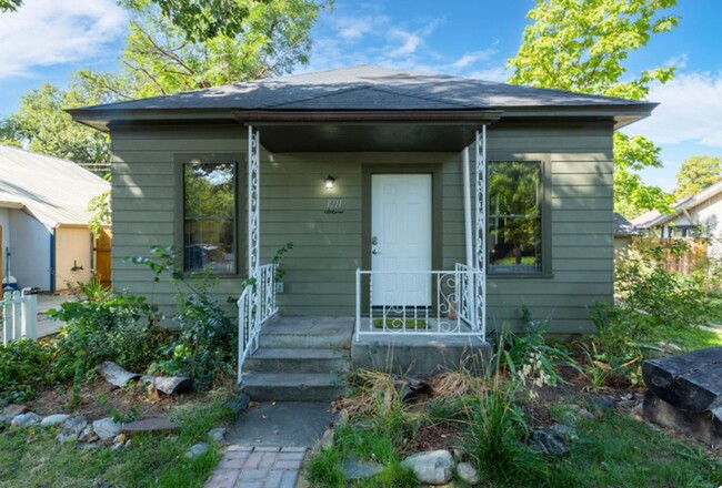 Leadville Massie - Leadville Massie Unit 1211 Front House
