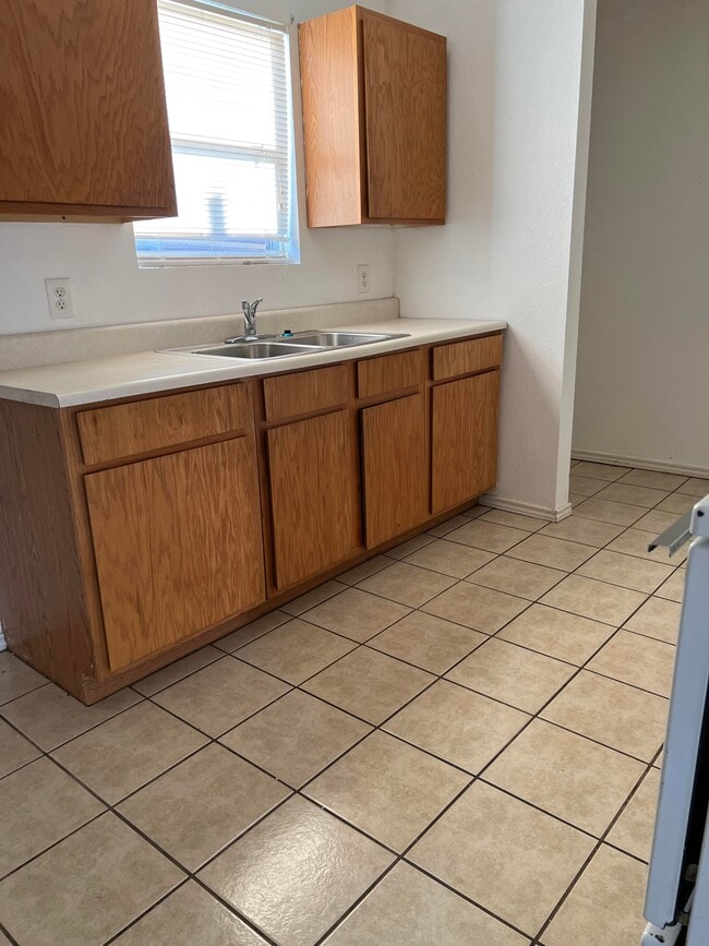 Photo - 1518 Duplex - Series B