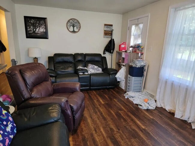 Photo - 104 Nancy Dr