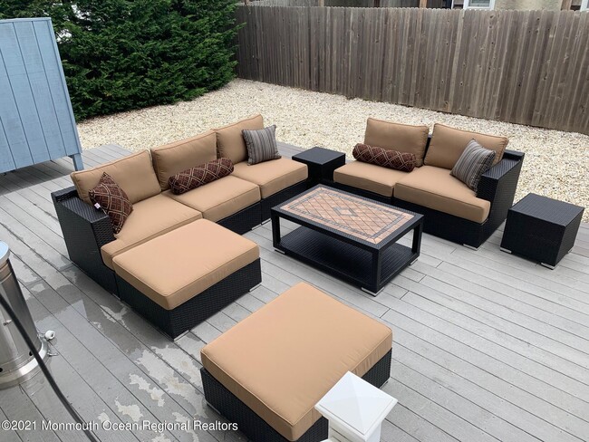 Photo - 979 Ocean Ave