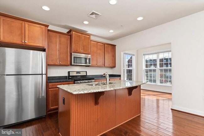 Photo - 1323 Saxton Wy