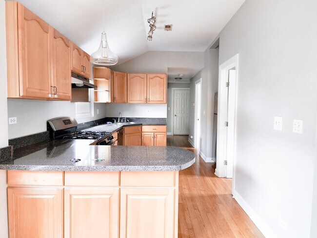 Photo - 1634 W Huron St