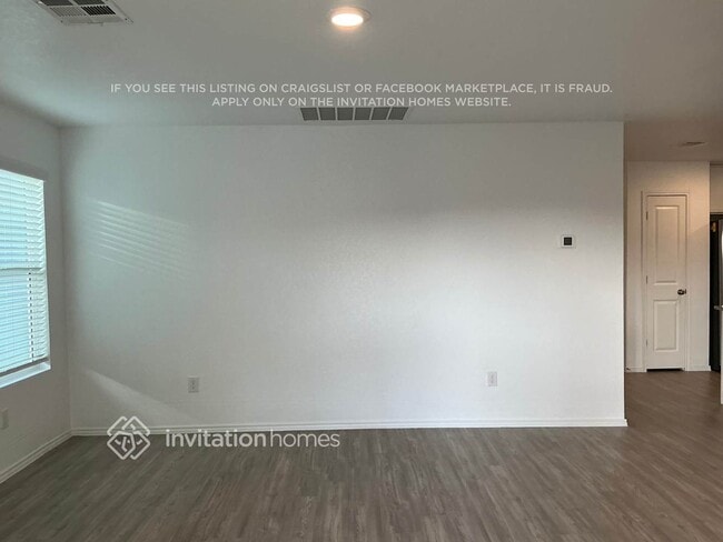 Photo - 10511 McClintock Dr