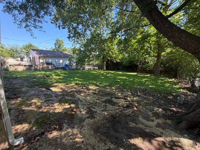 Photo - 1861 Dunkirk Dr