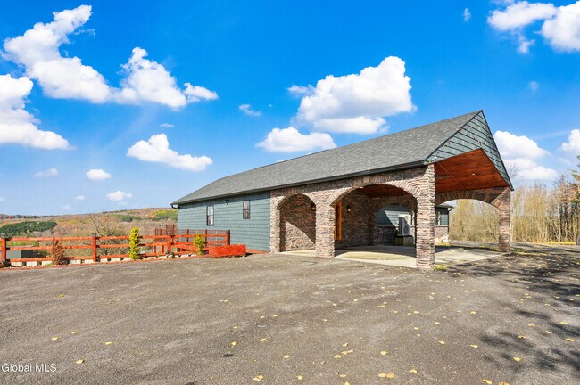 Photo - 217 Meade Rd