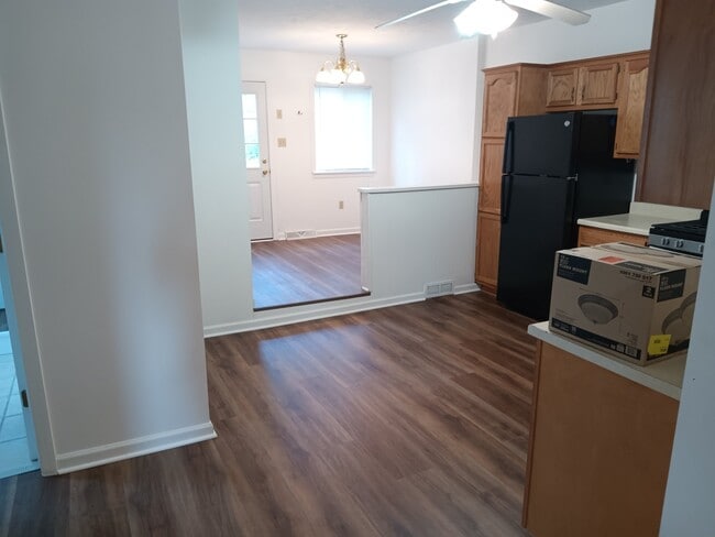 Building Photo - 136 Boggs Ave