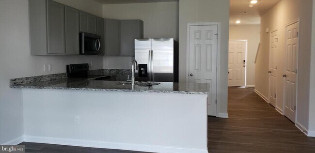 Photo - 164 Caterpillar Dr