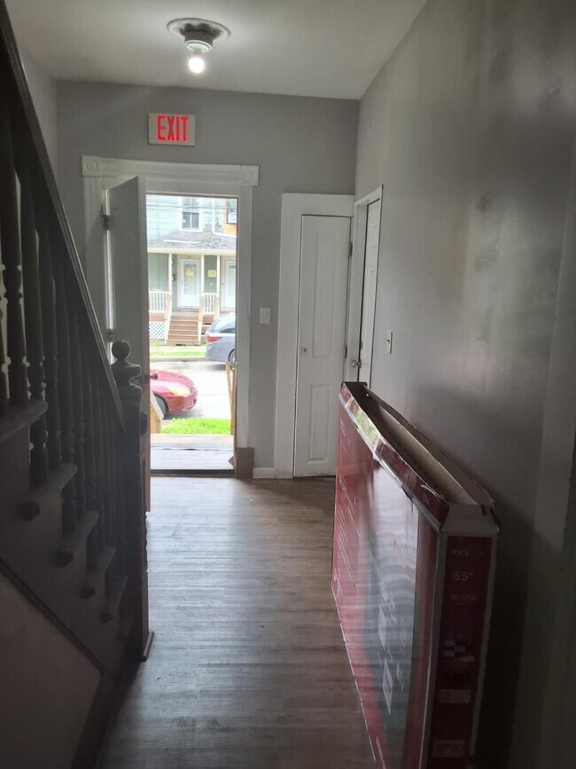 Photo - 84 Carson Ave