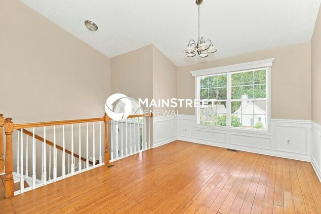 Photo - 5 Bedroom Pet-Friendly Home in Dallas, GA with Main Street Renewal